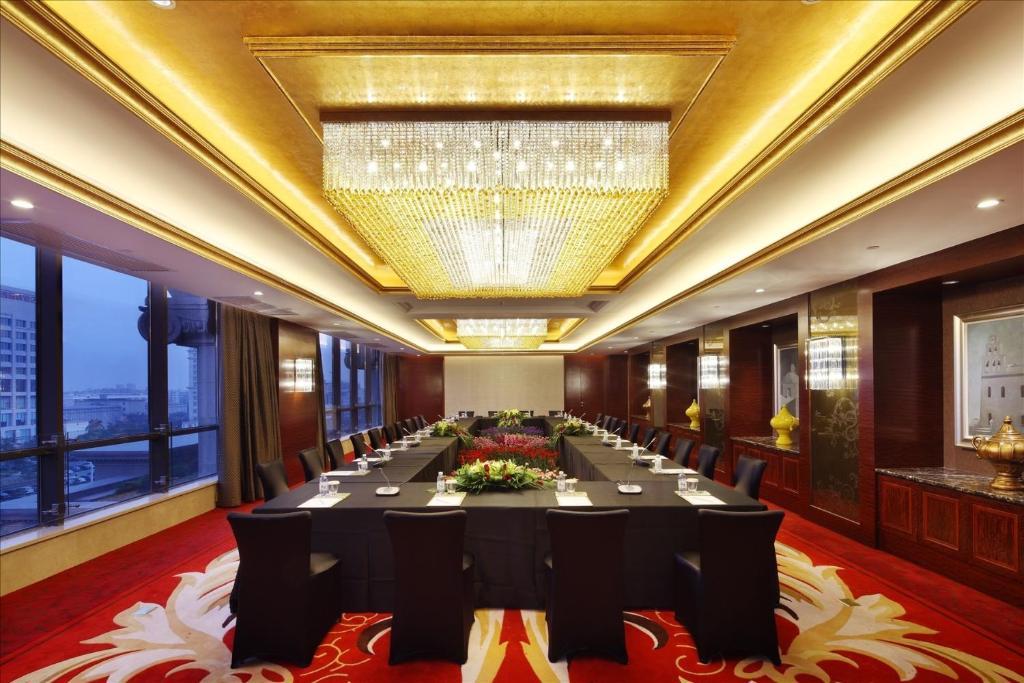 Sovereign Hotel ג'נג'יאנג מראה חיצוני תמונה