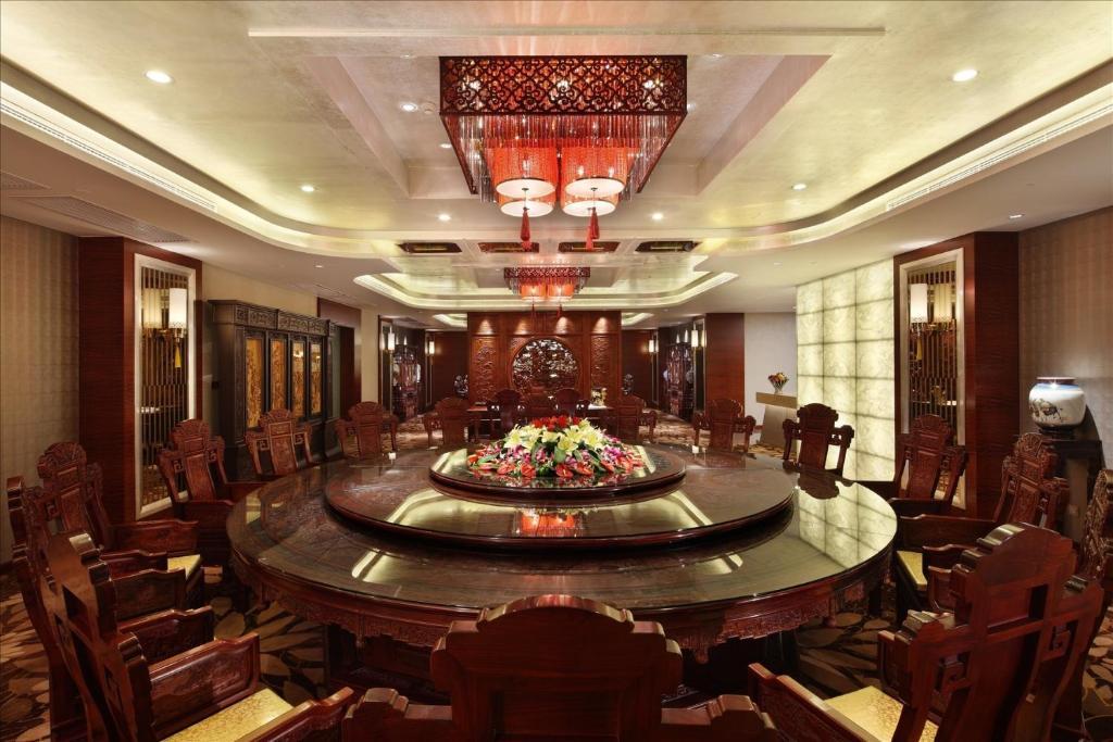 Sovereign Hotel ג'נג'יאנג מראה חיצוני תמונה